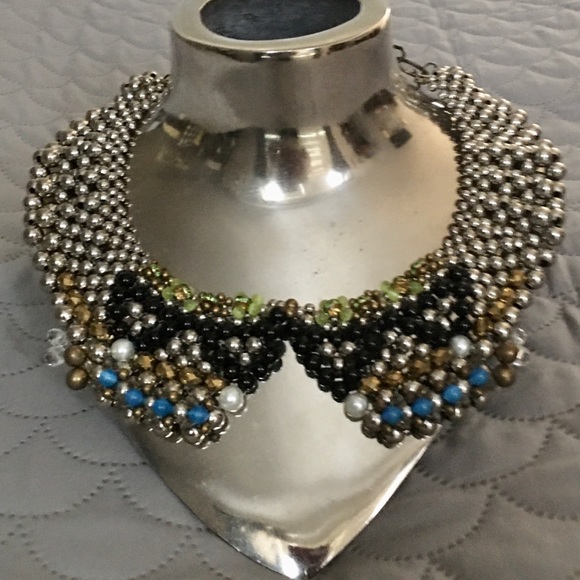 VINTAGE BEADED MULTI COLOR COLLAR - Picture 1 of 5